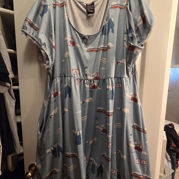 Her Universe Spirited Away Dress Plus Size - Picture 1 of 6